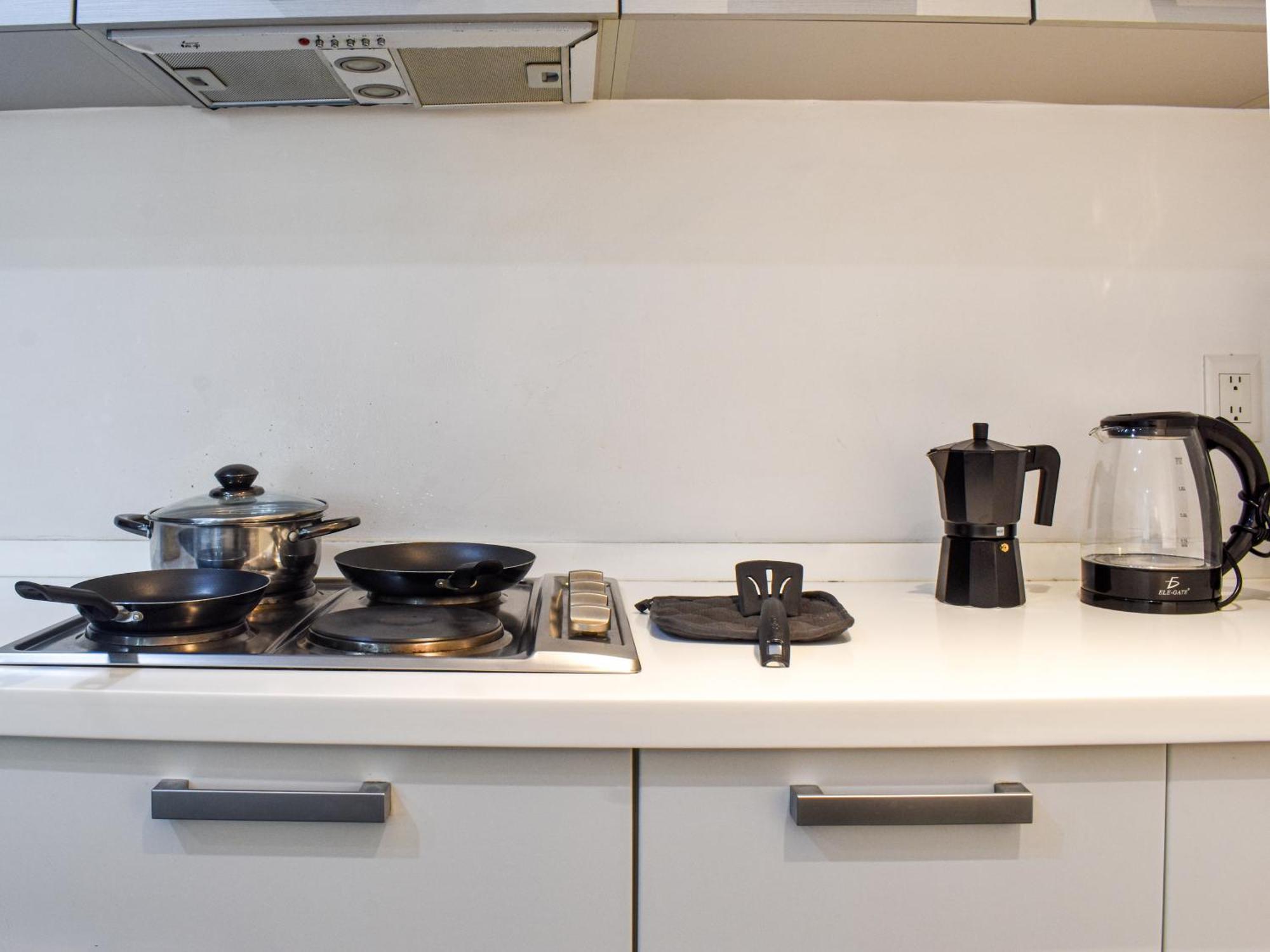 Reforma 284 King Size Swimming Pool, Parking & Kitchen Apartment *
