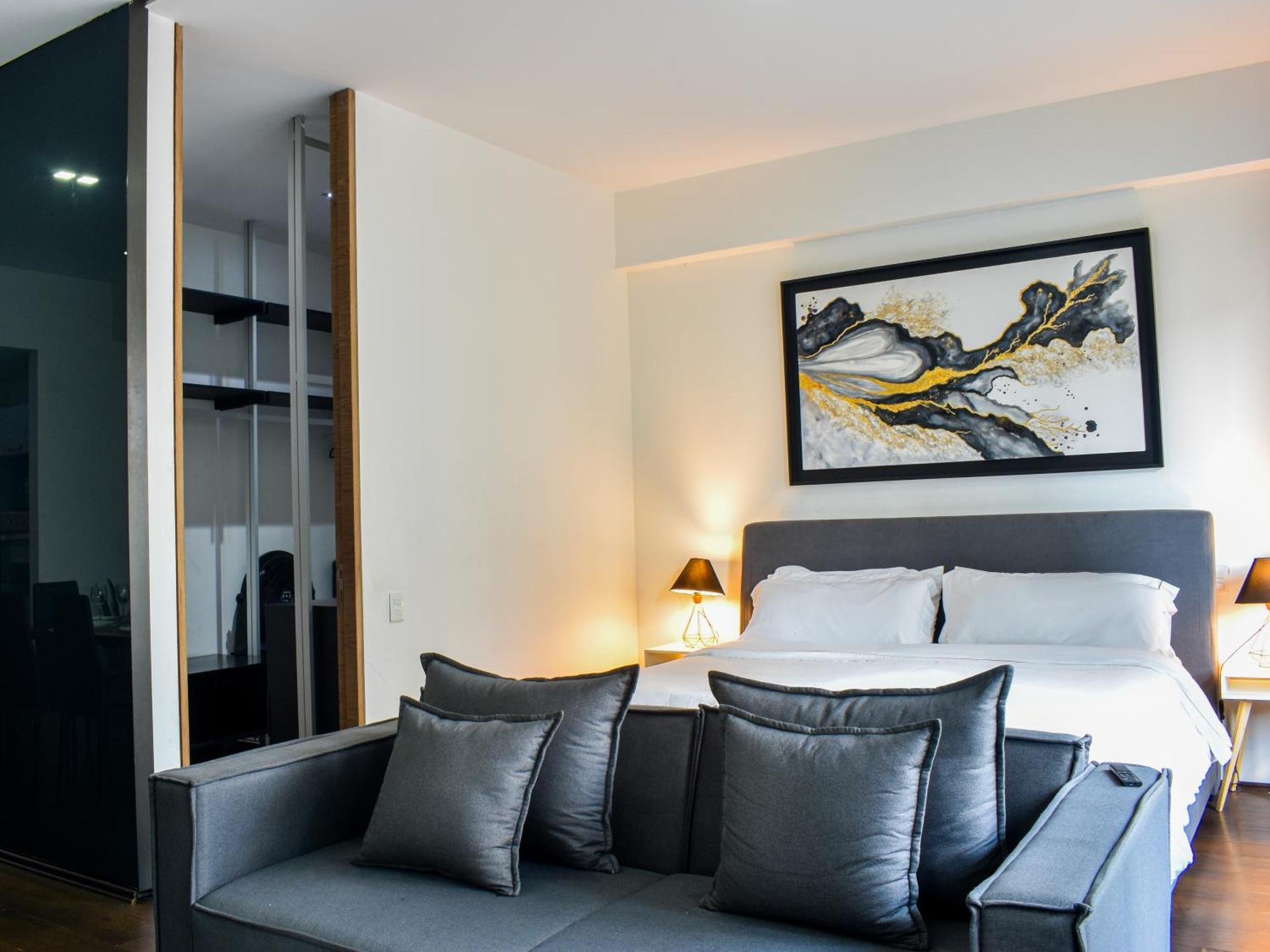 Reforma 284 King Size Swimming Pool, Parking & Kitchen Apartment